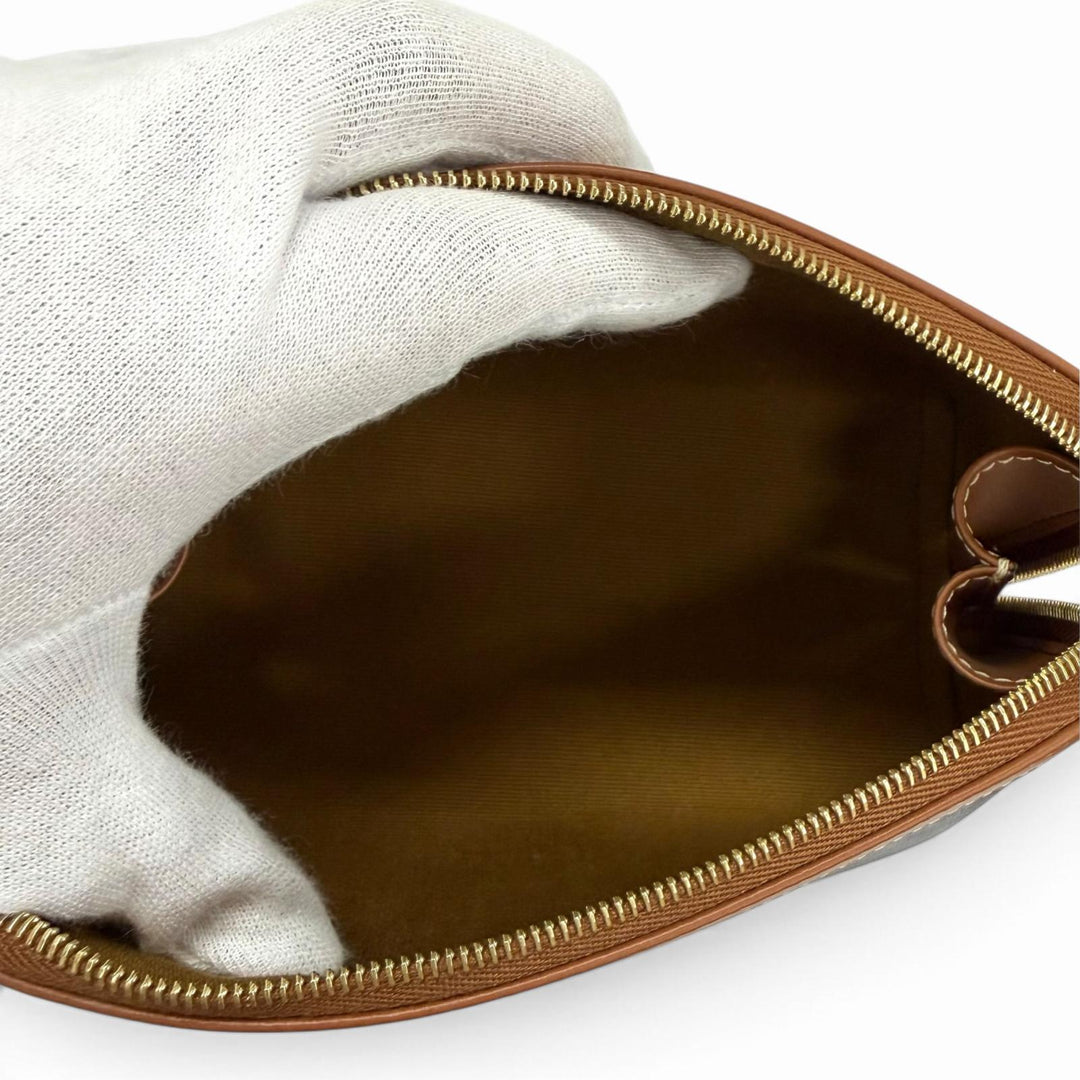 Pristine CELINE Cosmetics Pouch Small Cosmetic Pouch / Triomphe Canvas 4M1622CZJ