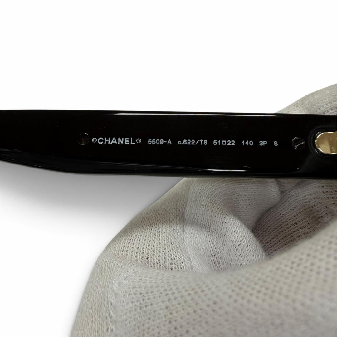 Excellent CHANEL sunglasses Current model: COCO Mark Chain, Square Shape 5509-A