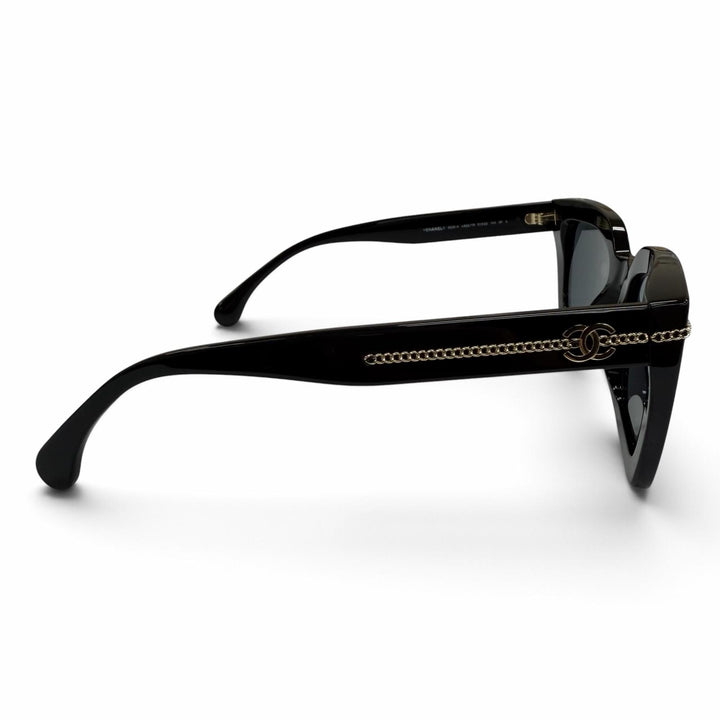 Excellent CHANEL sunglasses Current model: COCO Mark Chain, Square Shape 5509-A