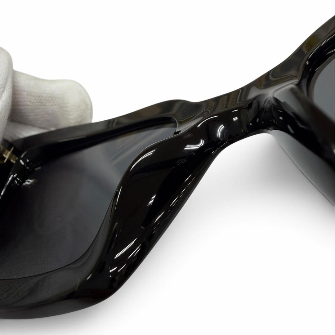 Excellent CHANEL sunglasses Current model: COCO Mark Chain, Square Shape 5509-A