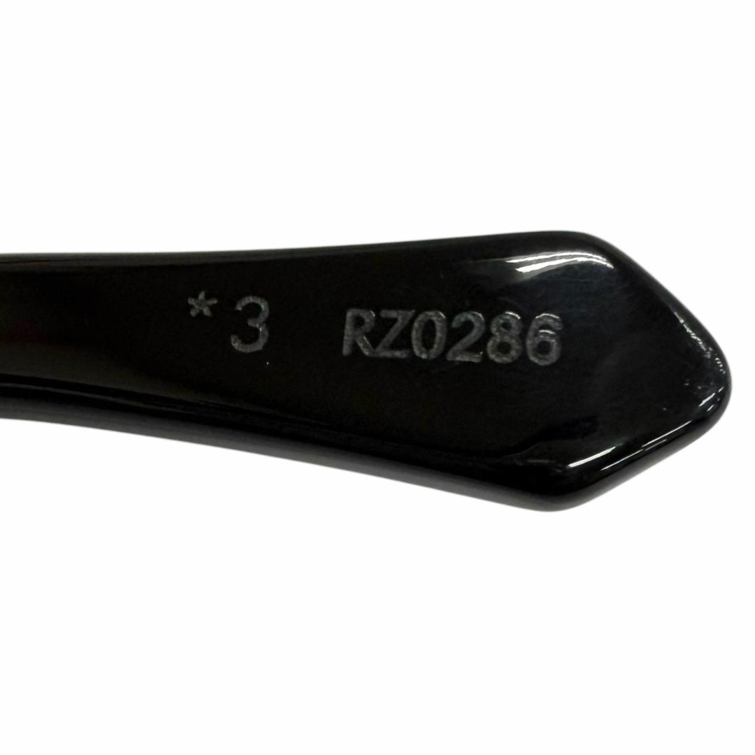 Great LOUIS VUITTON Sunglasses LV Signature Round Square Noir