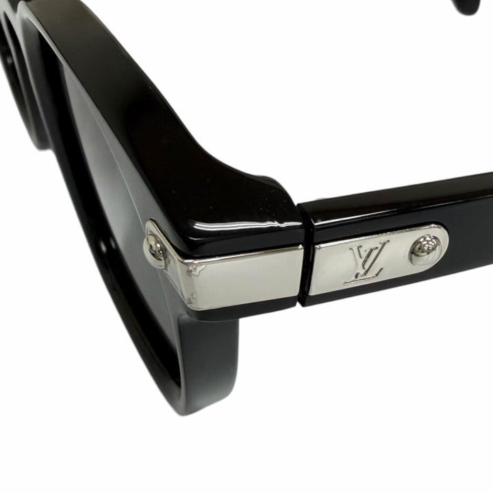 Great LOUIS VUITTON Sunglasses LV Signature Round Square Noir