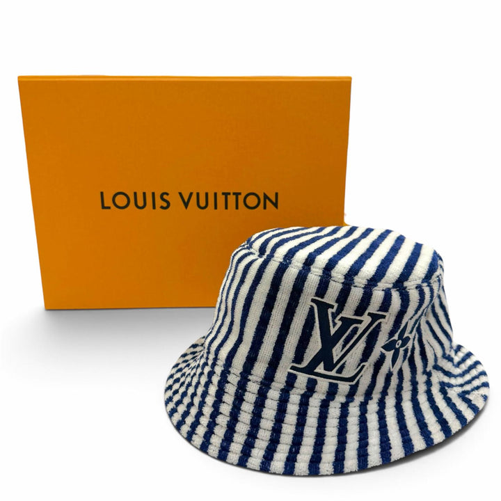 Great LOUIS VUITTON hat Shapka LV Graphical Stripe Navy cotton mens L M77623