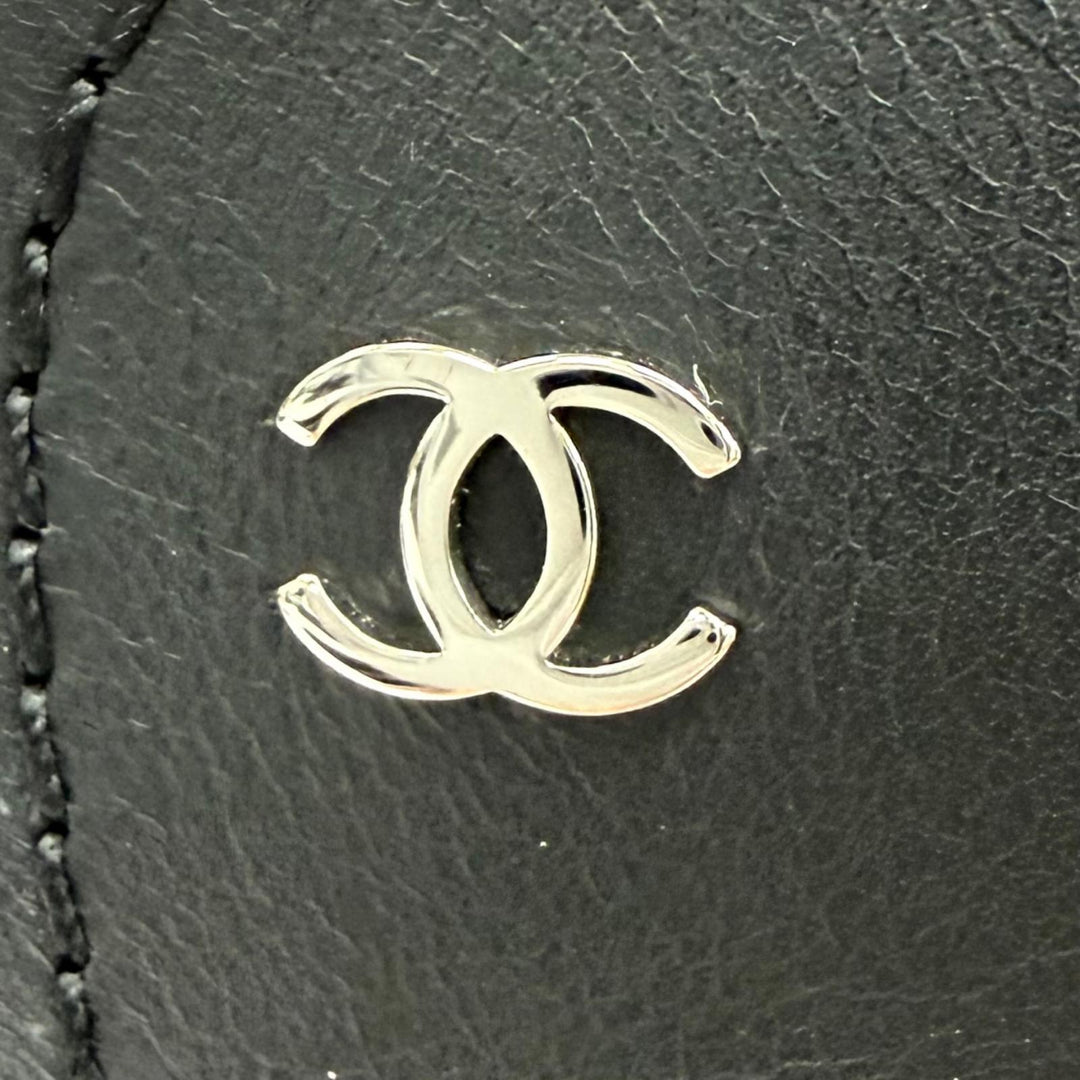 Great CHANEL boots COCO Mark Eco Pearl Chain Belt Leather black 36.5 G33932