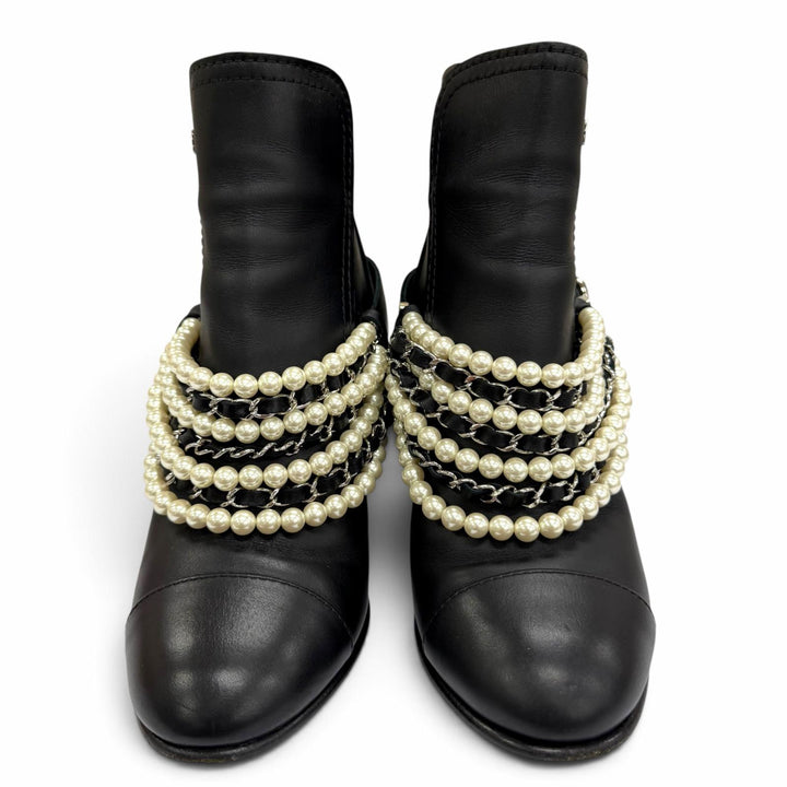 Great CHANEL boots COCO Mark Eco Pearl Chain Belt Leather black 36.5 G33932