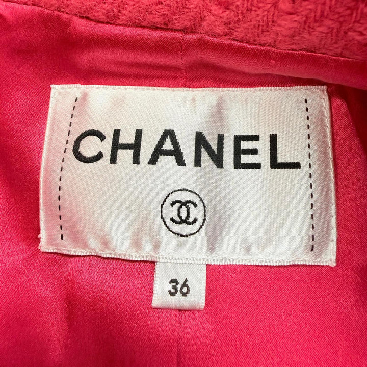 Great CHANEL coat COCO Mark Button Tweed pink wool Women FR 36 P65341