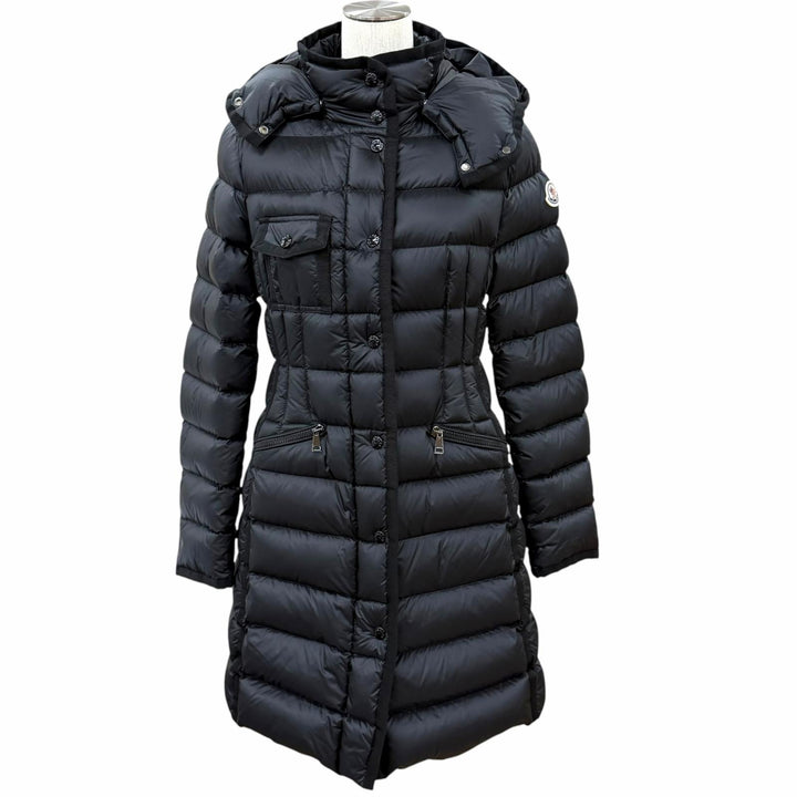 Excellent MONCLER down coat HERMINE Hood and logo patch included black Nylon 1