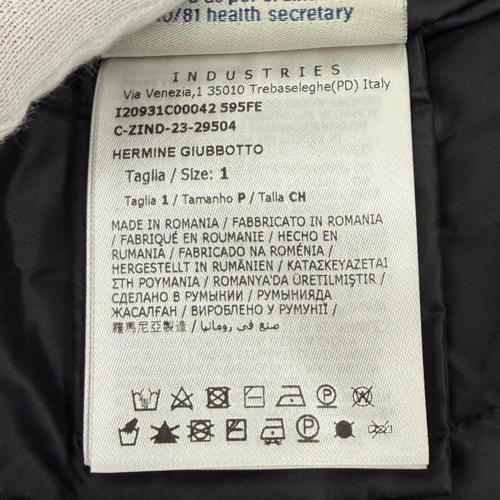 Excellent MONCLER down coat HERMINE Hood and logo patch included black Nylon 1