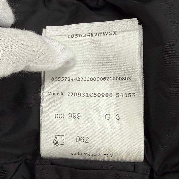 Excellent MONCLER down coat FLAMETTE Long jacket with patch and stowable hood. 3