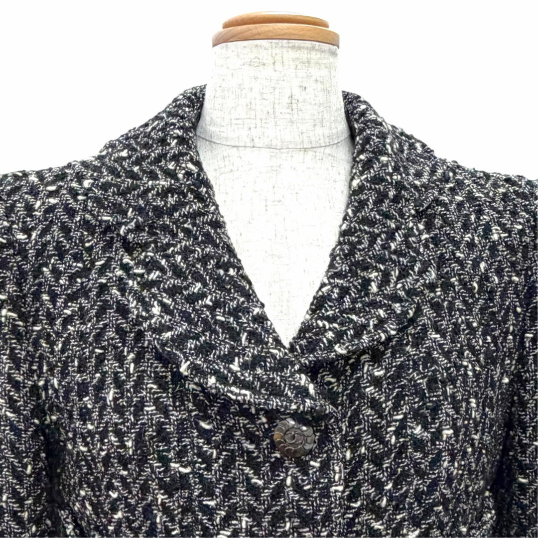 Great CHANEL suit COCO Button Mixed Tweed Skirt Suit Two-Piece Set 38 97A P09701