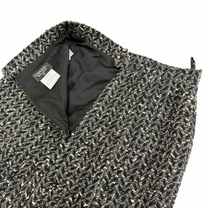 Great CHANEL suit COCO Button Mixed Tweed Skirt Suit Two-Piece Set 38 97A P09701
