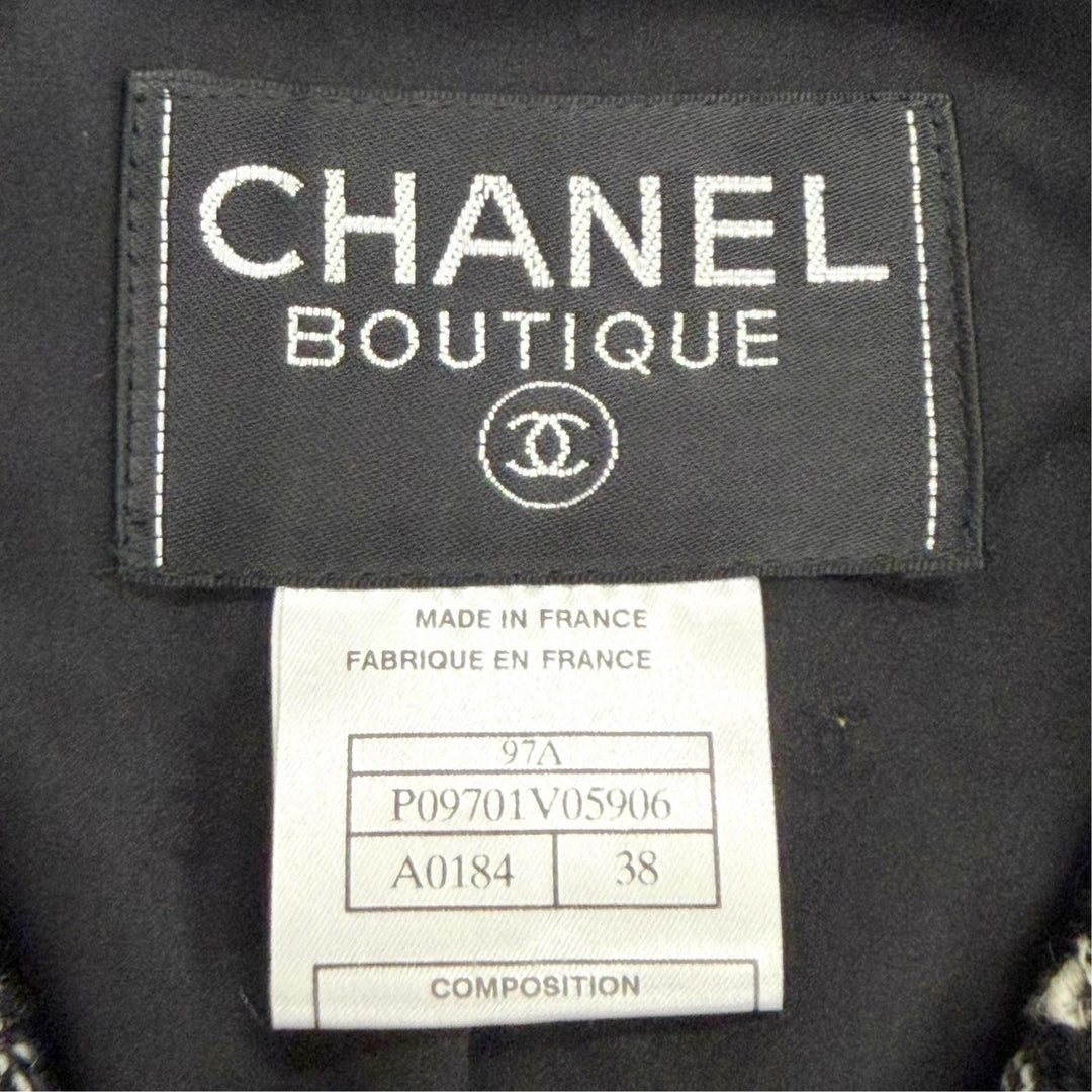Great CHANEL suit COCO Button Mixed Tweed Skirt Suit Two-Piece Set 38 97A P09701