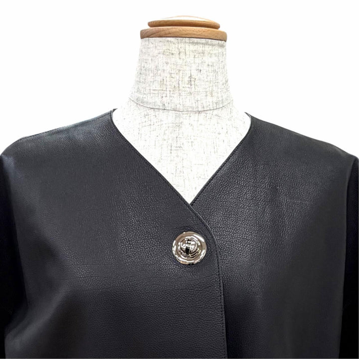Excellent HERMES leather jacket Collarless, short-sleeved, short black FR 40