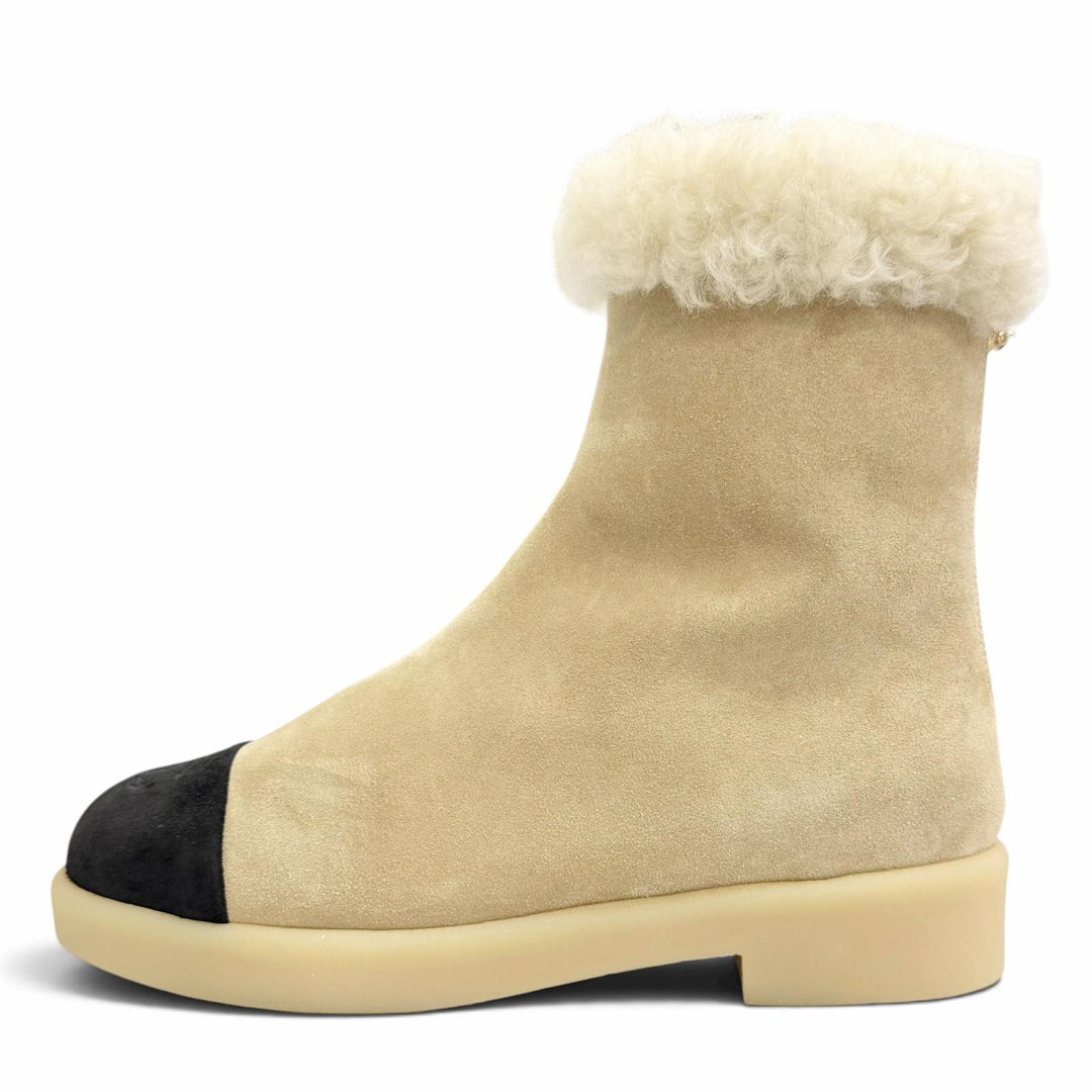 Pristine CHANEL short boots COCO Mark Back Zip Sheepskin Ankle Boots 37 G45941