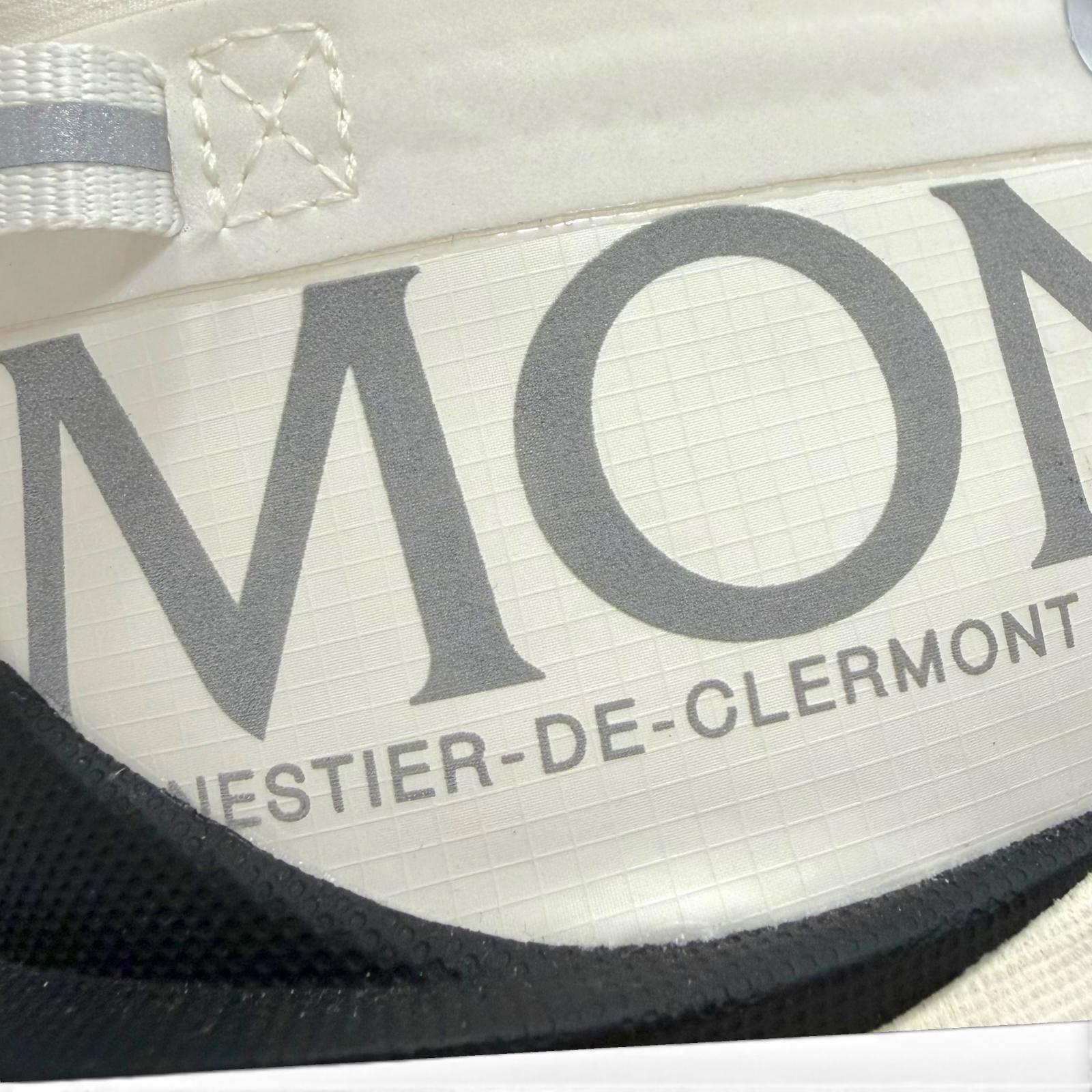 Pristine MONCLER Low cut sneakers Trailgrip Lite2 Lace up white