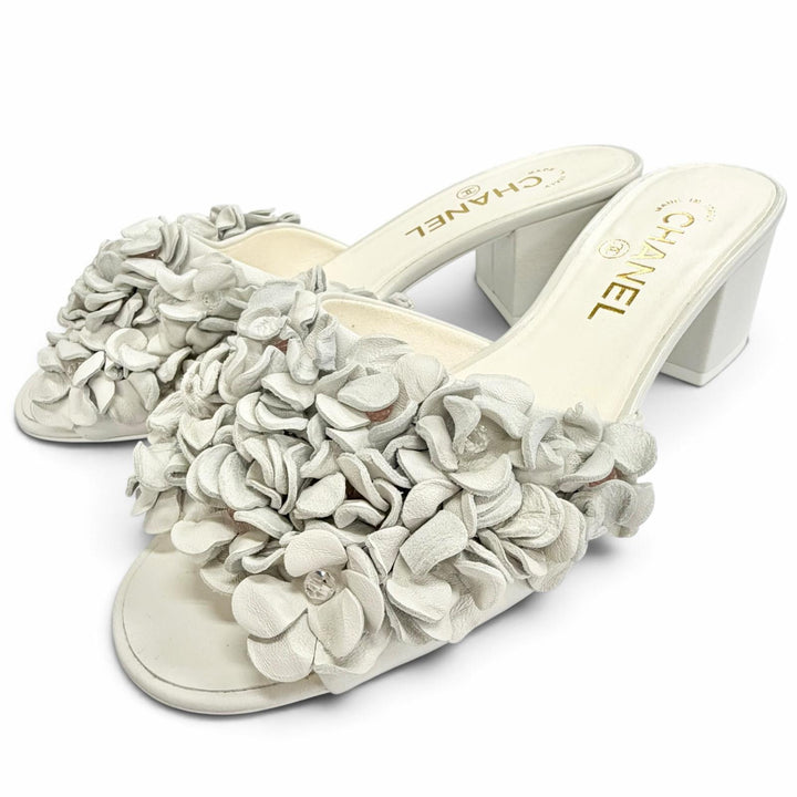 Pristine CHANEL COCO Mark beaded flower motif mule sandals gray 37.5 G46359
