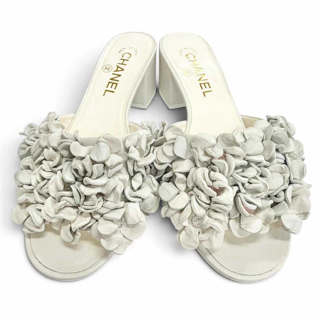 Pristine CHANEL COCO Mark beaded flower motif mule sandals gray 37.5 G46359