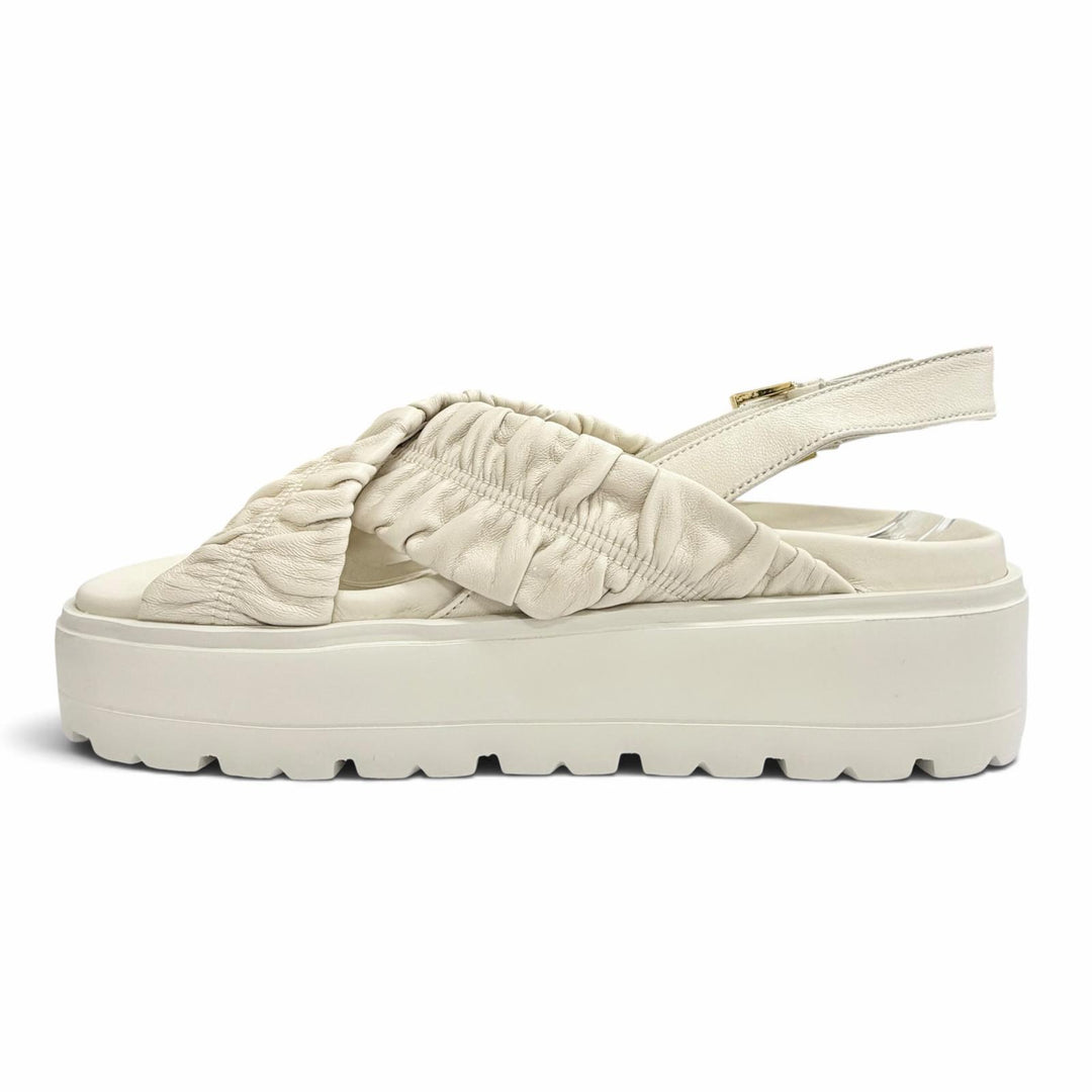 Great PRADA Matelassé leather platform sandals Triangle logo white 37 1XZ796