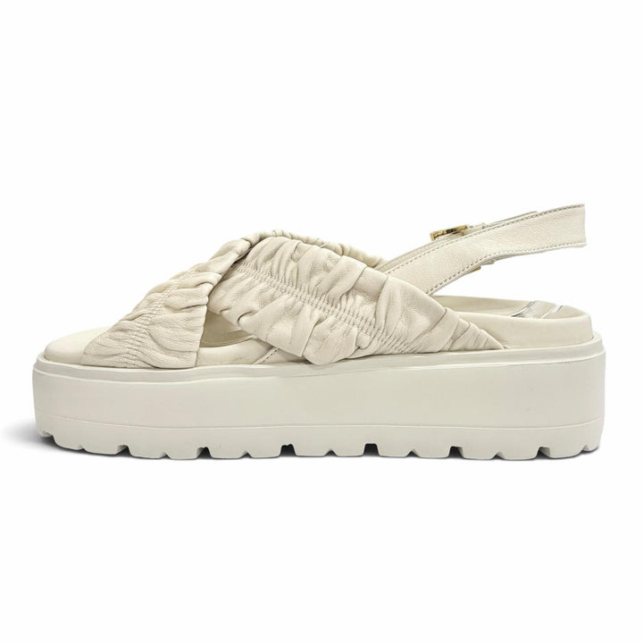 Great PRADA Matelassé leather platform sandals Triangle logo white 37 1XZ796