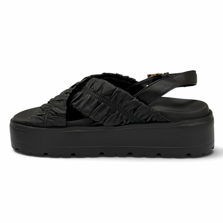 Pristine PRADA Matelassé leather platform sandals Triangle logo 35.5 1XZ796