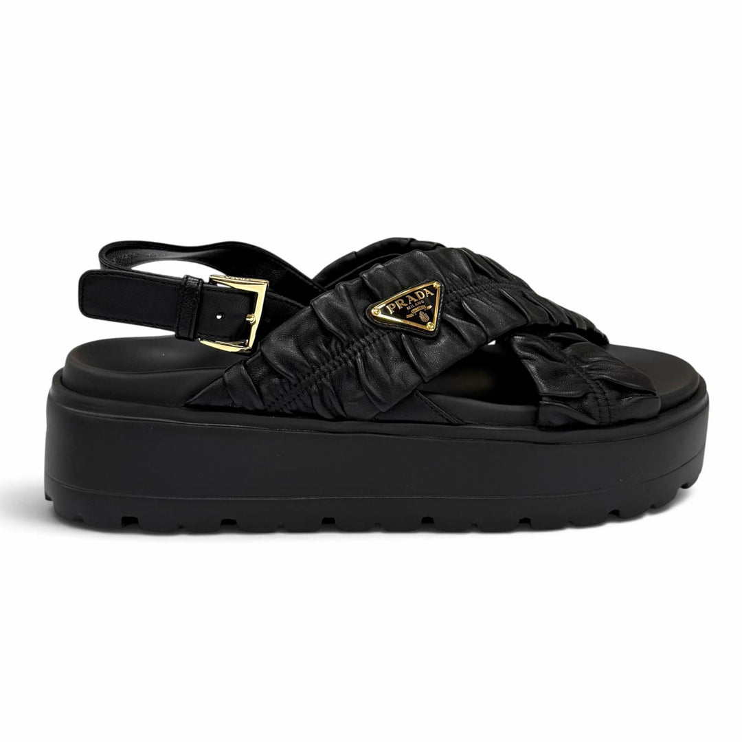 Pristine PRADA Matelassé leather platform sandals Triangle logo 35.5 1XZ796