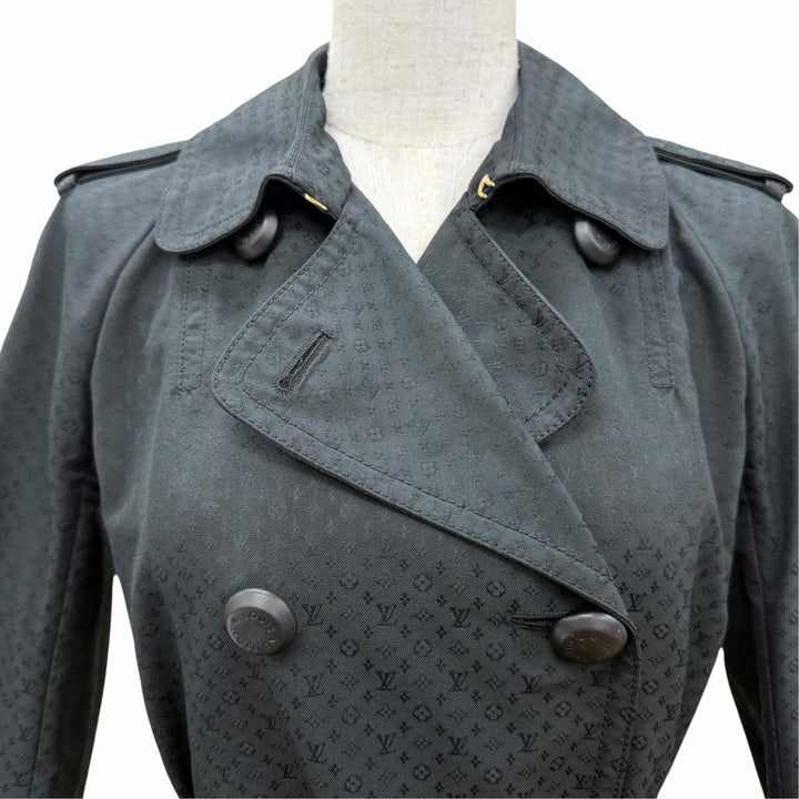 Great LOUIS VUITTON trench coat Monogram logo button black polyester Women 34