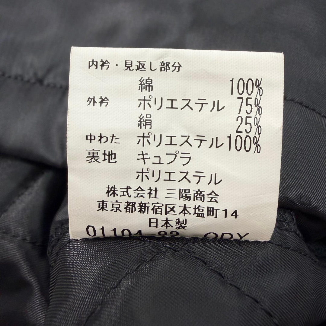 Excellent BURBERRY LONDON coat Silk blend quilted liner with padding black L