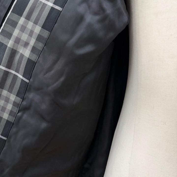 Excellent BURBERRY LONDON coat Silk blend quilted liner with padding black L