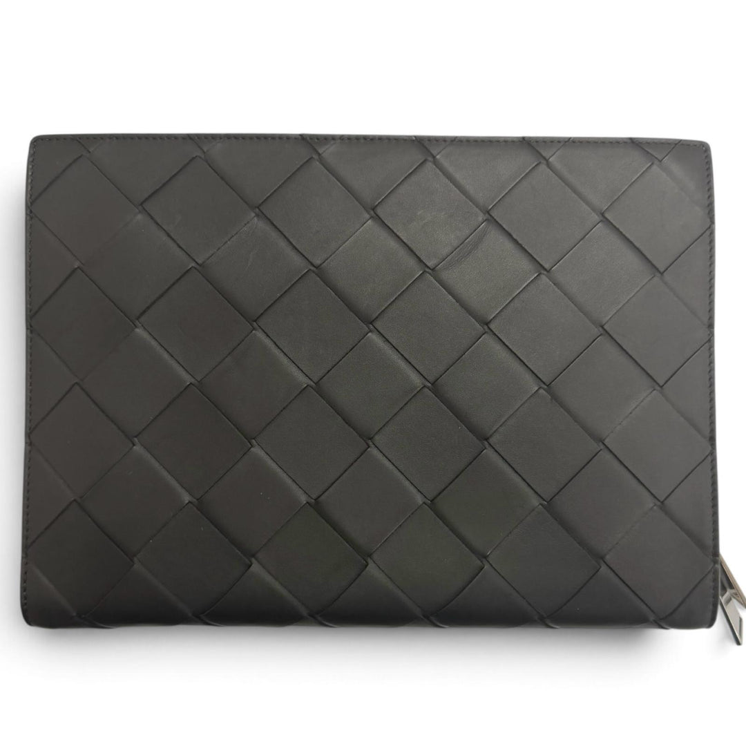 Great BOTTEGAVENETA Clutch bag MAXI INTRECCIATO black leather mens 629134