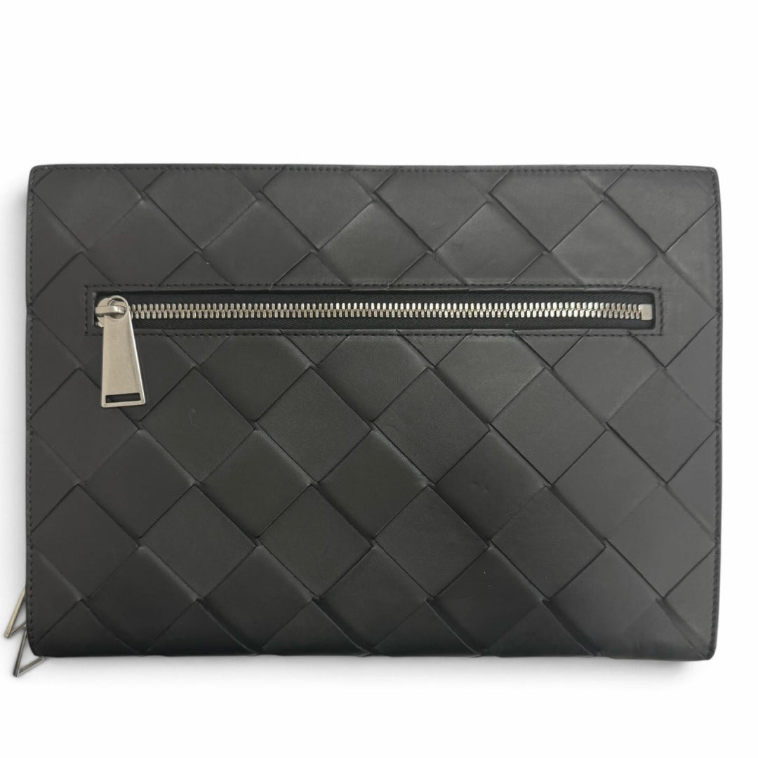 Great BOTTEGAVENETA Clutch bag MAXI INTRECCIATO black leather mens 629134