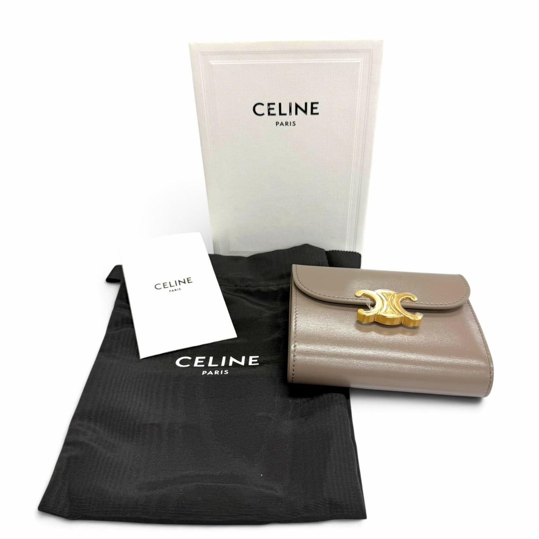Pristine CELINE Tri-fold wallet Trionf Small Flap Wallet Shinycalfskin 10D783DPV