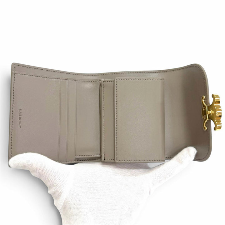 Pristine CELINE Tri-fold wallet Trionf Small Flap Wallet Shinycalfskin 10D783DPV