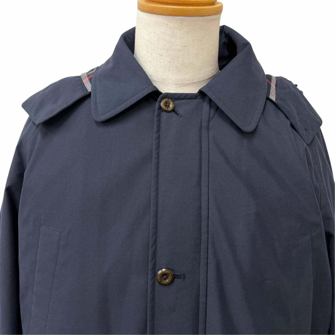 Great Burberrys coat Checkered lining, 2-way hooded jacket with down liner