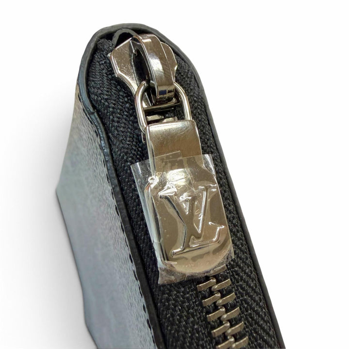 Excellent LOUIS VUITTON Purse LV Monogram Eclipse Zippy Wallet Vertical M62295