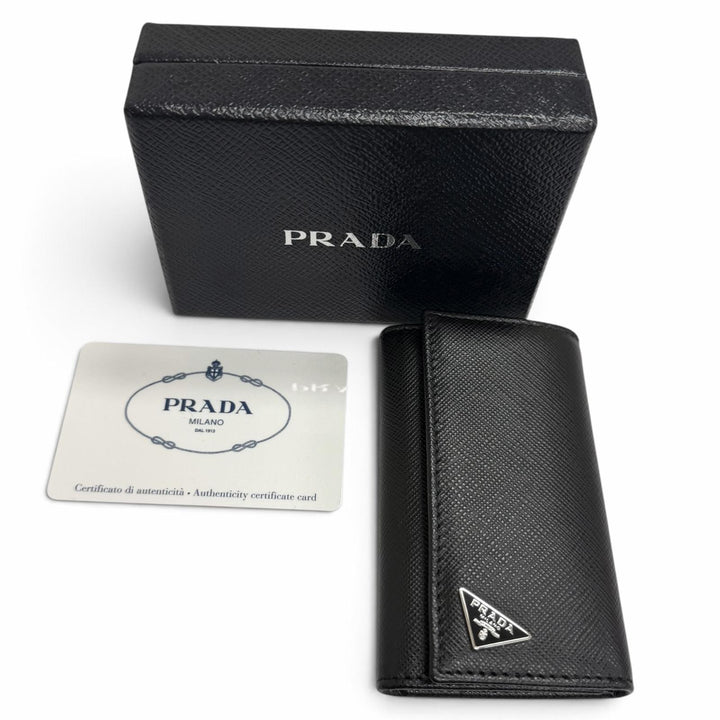 Pristine PRADA Key holder Triangle Logo 6-Piece Keychain black