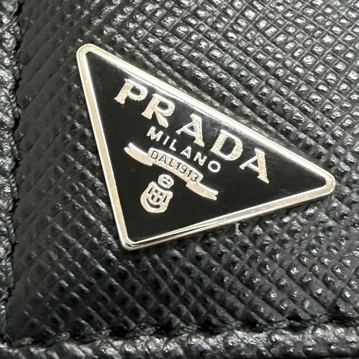 Pristine PRADA Key holder Triangle Logo 6-Piece Keychain black