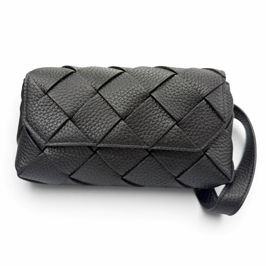 Pristine BOTTEGAVENETA INTRECCIATO Diago Belt Bag Calfskin Leather 805773