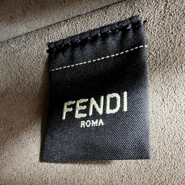 Excellent FENDI Handbag Selleria small fendis Hobo bag one Ivory leather 8BS094