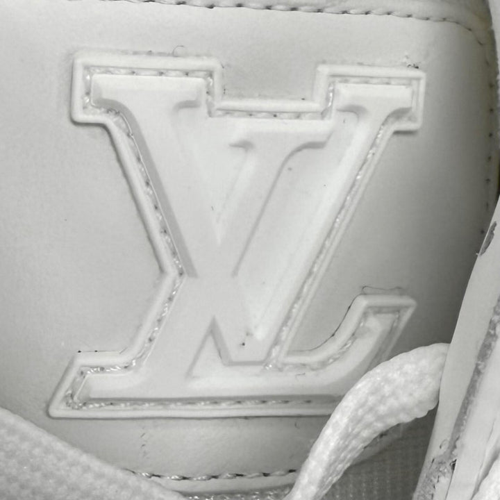 Excellent LOUIS VUITTON sneakers LV sweatshirt Logo-embroidered leather 37.5