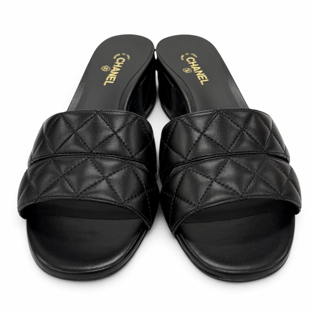 Pristine CHANEL Sandals COCO MarkMetal Matelassé Leather black 37.5 G46480