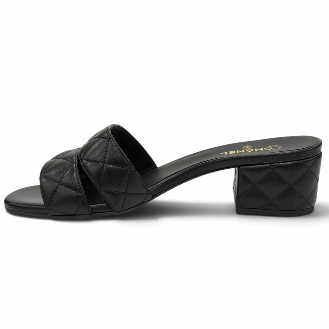 Pristine CHANEL Sandals COCO MarkMetal Matelassé Leather black 37.5 G46480