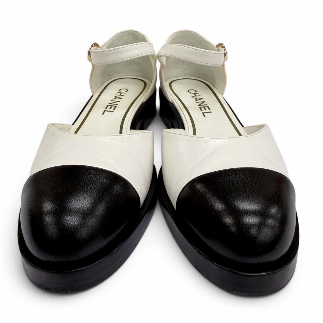 Great CHANEL pumps Merry Jane COCO Mark Chain Leather Ankle Strap 37 G39858