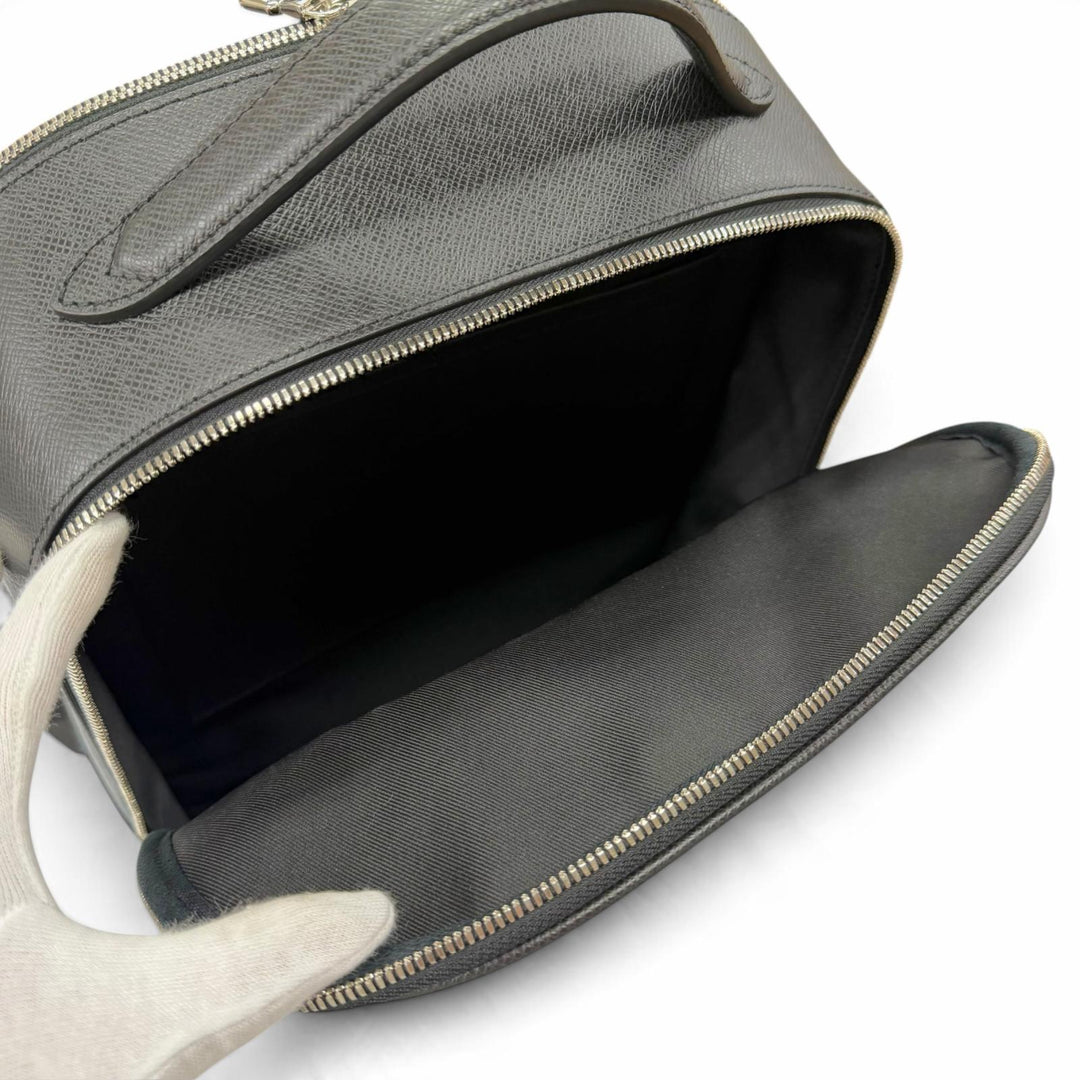 Excellent LOUIS VUITTON Backpack Daypack Taiga Avenue Backpack leather M30977