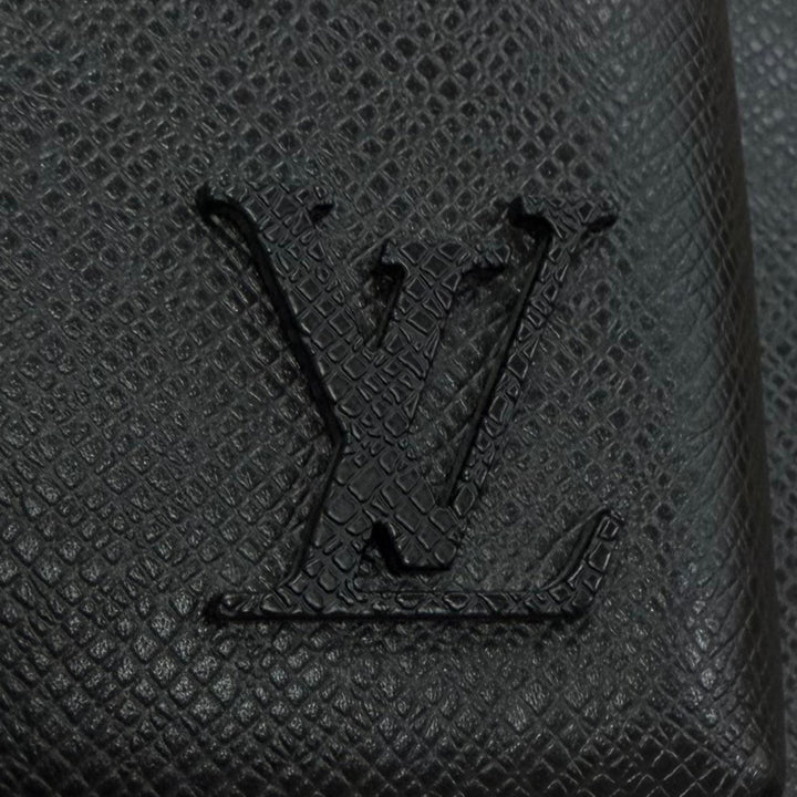 Excellent LOUIS VUITTON Backpack Daypack Taiga Avenue Backpack leather M30977