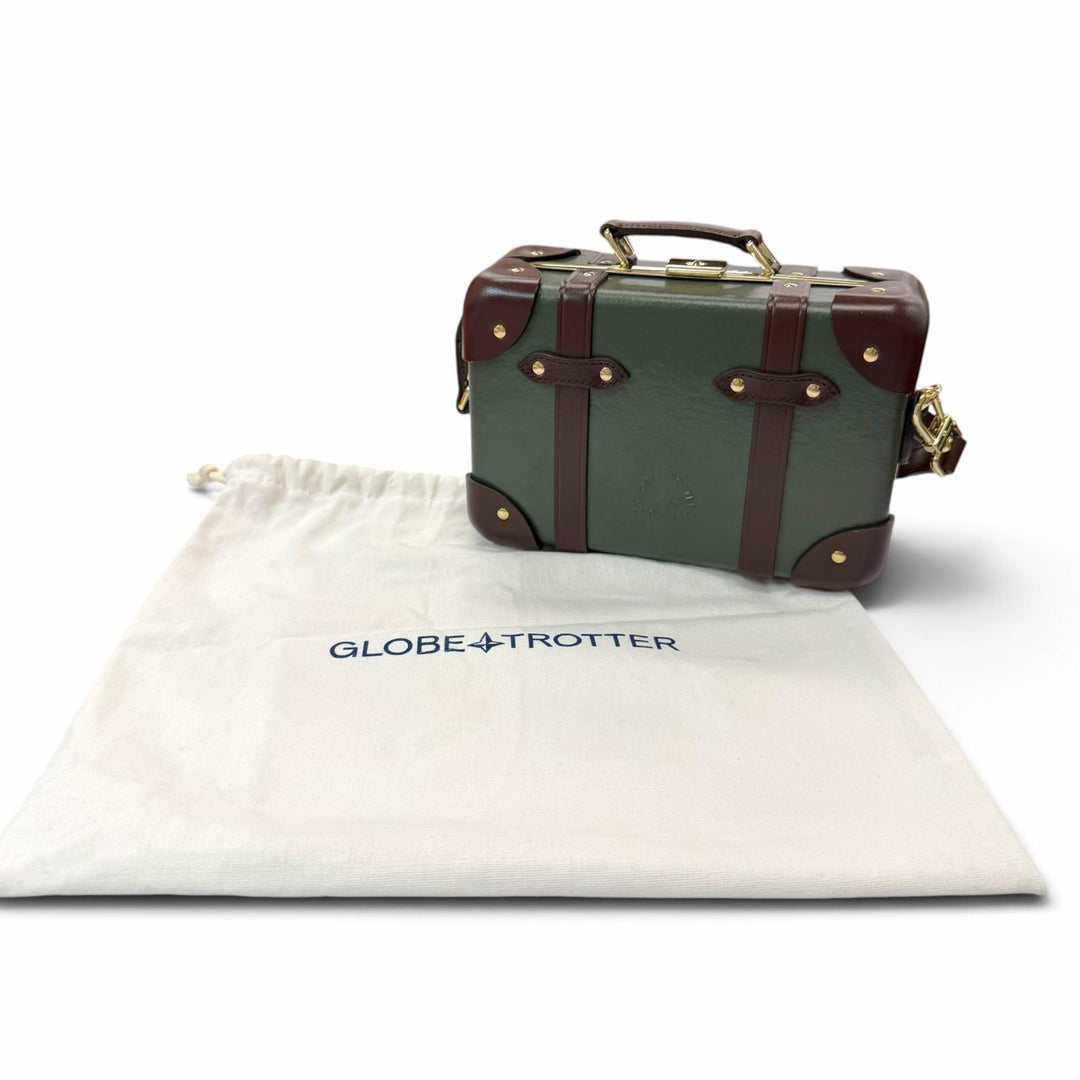 Great GLOBE TROTTER Shoulder Bag Centenary Micro Case 2WAY green leather mens