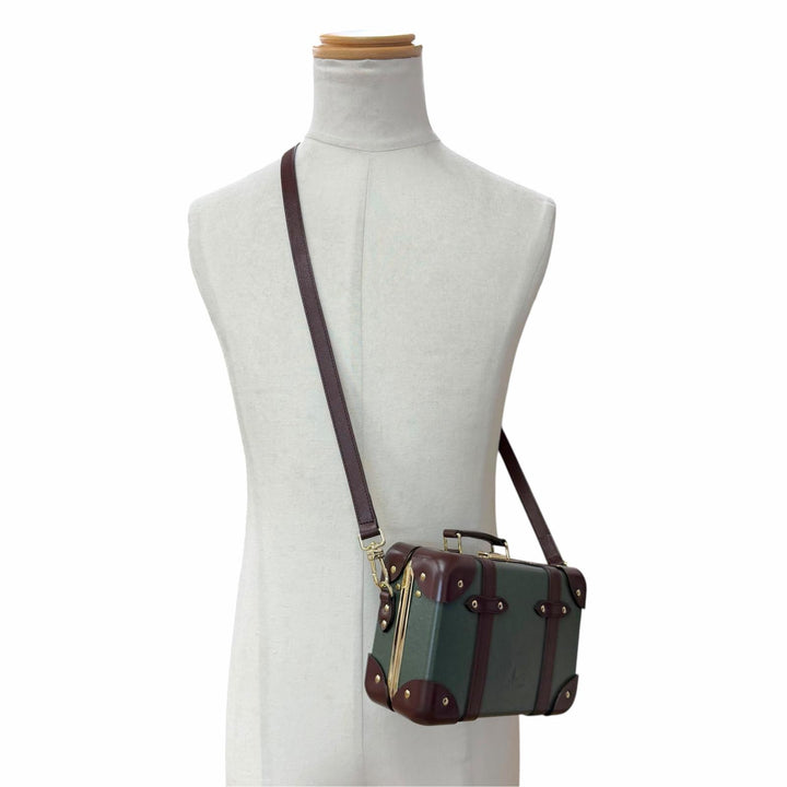 Great GLOBE TROTTER Shoulder Bag Centenary Micro Case 2WAY green leather mens
