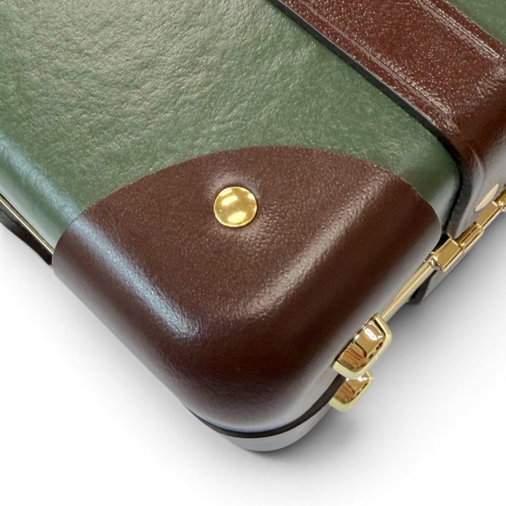 Great GLOBE TROTTER Shoulder Bag Centenary Micro Case 2WAY green leather mens