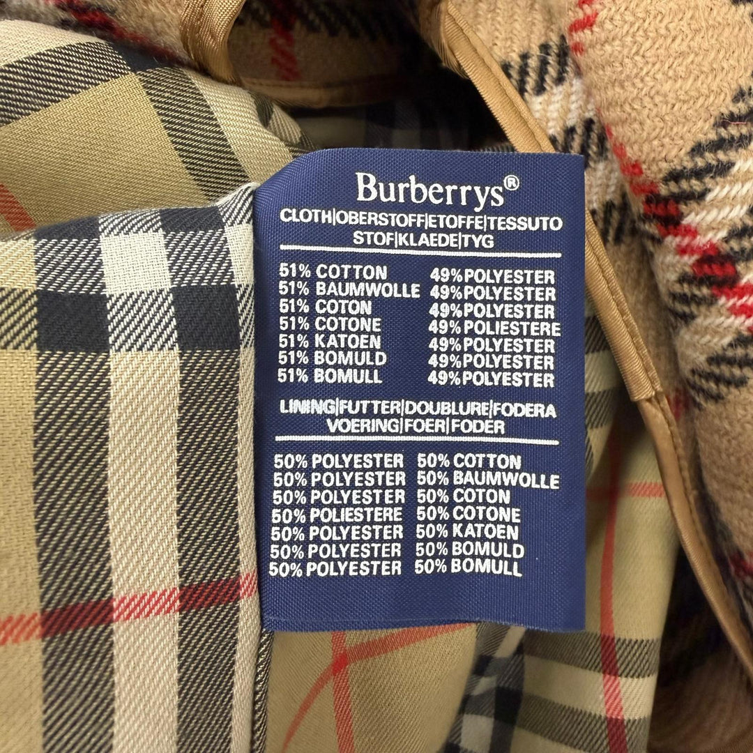 Great Burberrys coat Nova check pattern on the back with wool liner khaki