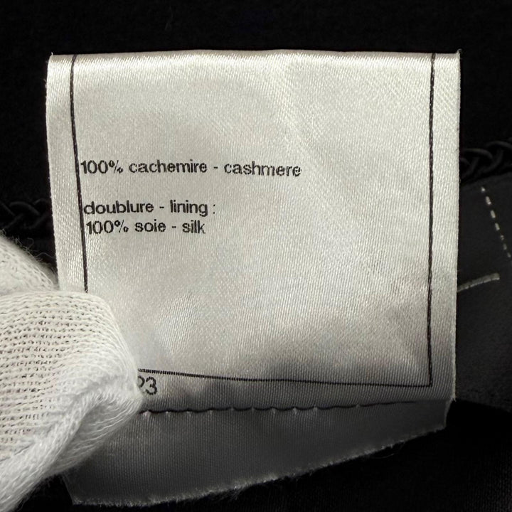 Excellent CHANEL coat Belted COCO Mark Button Long black cashmere FR 40 P36435