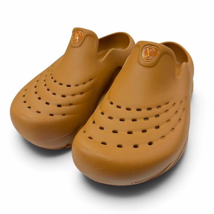 Great LOUIS VUITTON Sandals LV Shark Line Monogram platform slip-on shoes rubber